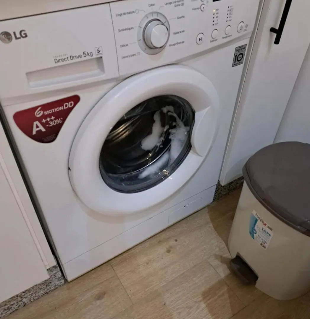 Studio Au Centre Ville Avec Wifi Casablanca Apartment
